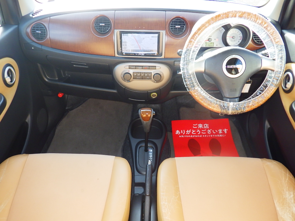 ダイハツ ミラジーノの画像3