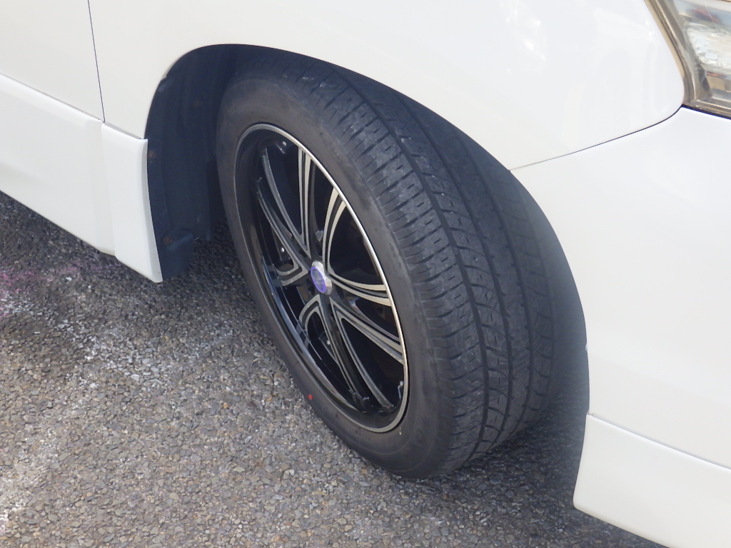 トヨタ ヴェルファイアの画像4