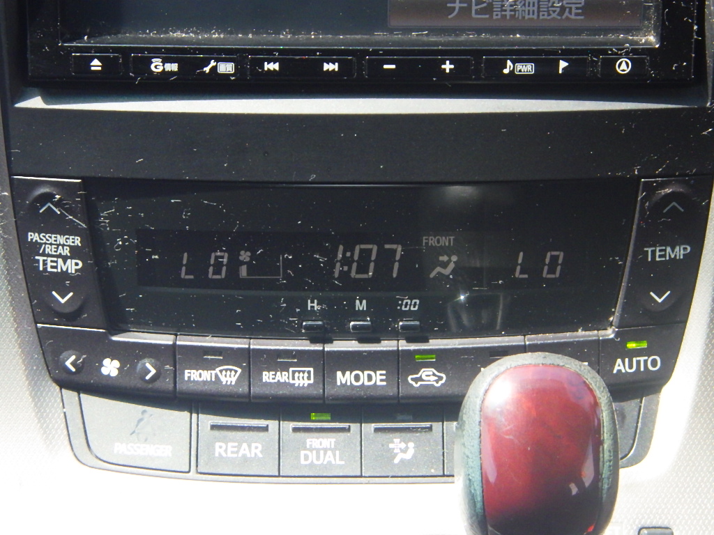 トヨタ ヴェルファイアの画像6