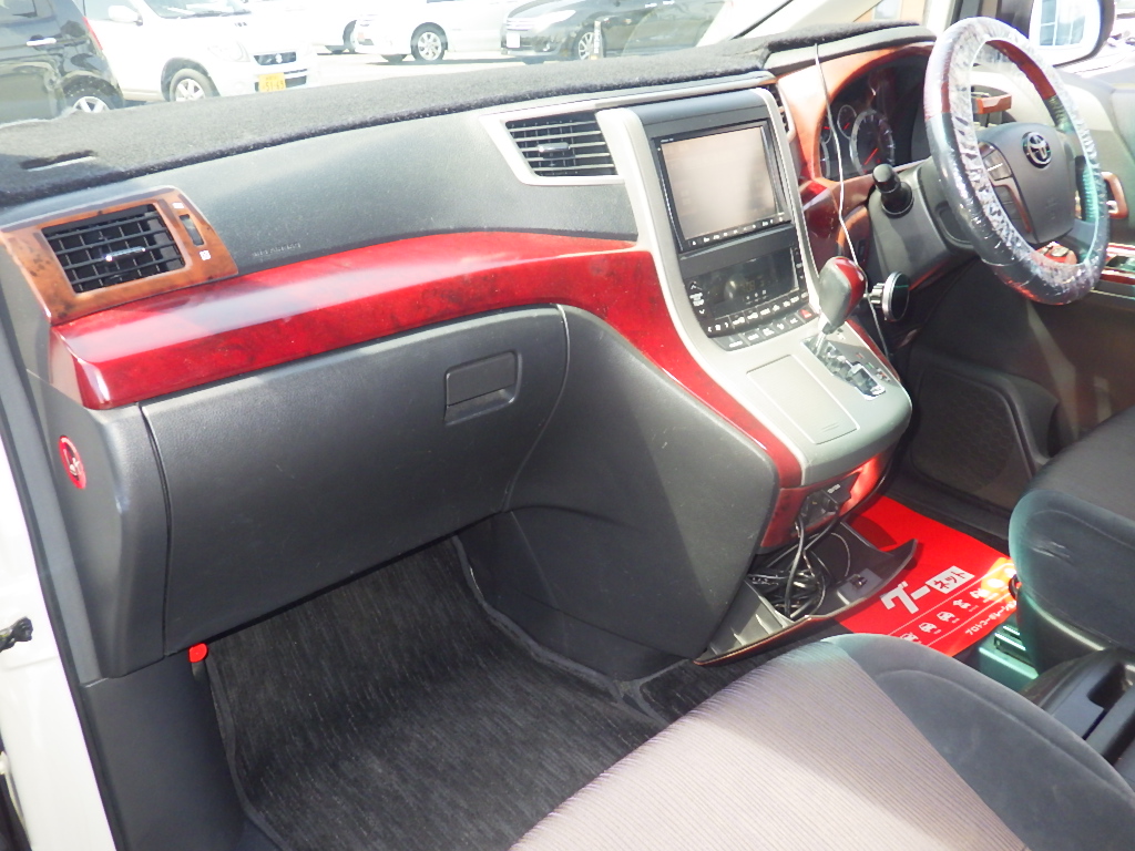 トヨタ&nbsp;ヴェルファイアの画像11