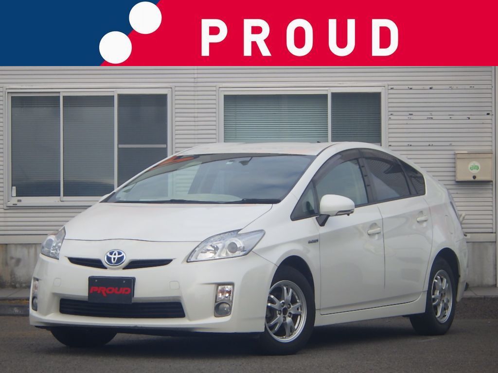 トヨタ プリウスの画像1