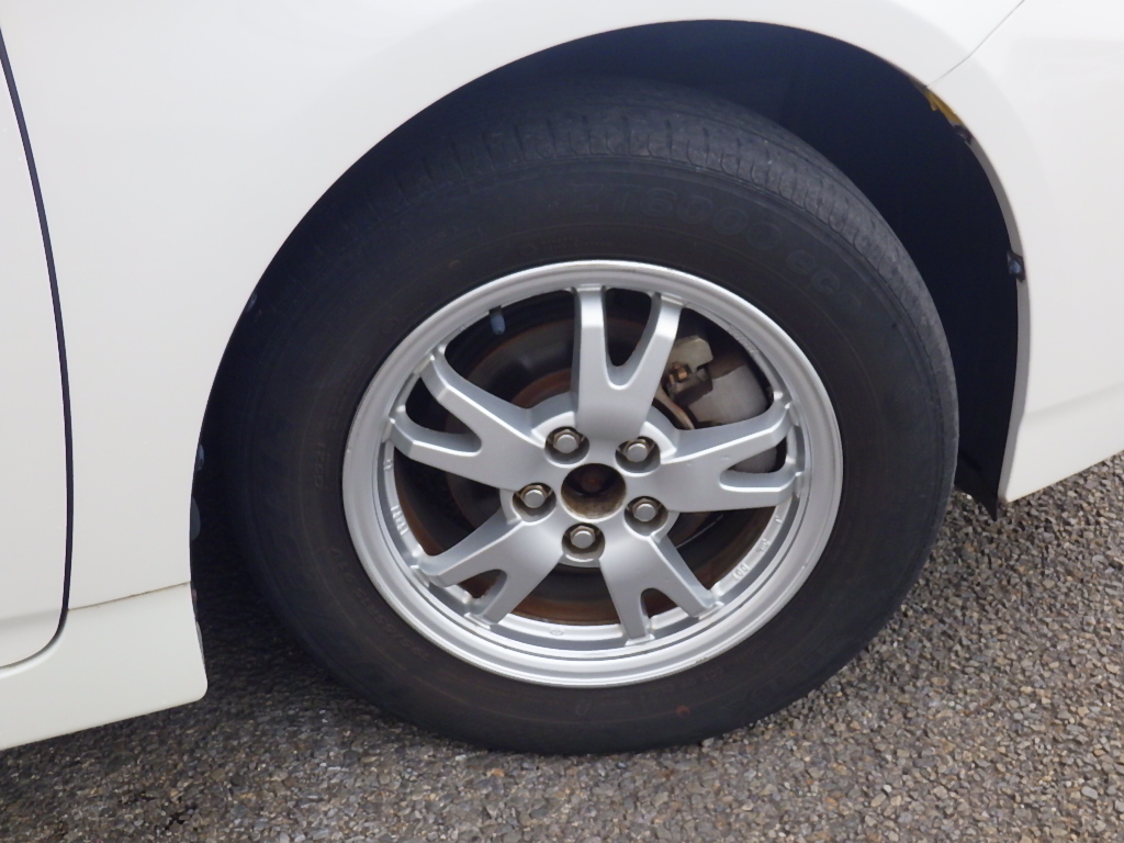 トヨタ プリウスの画像4