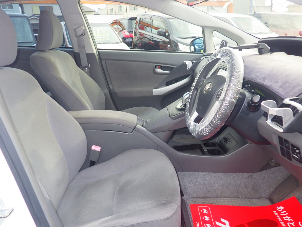 トヨタ&nbsp;プリウスの画像8