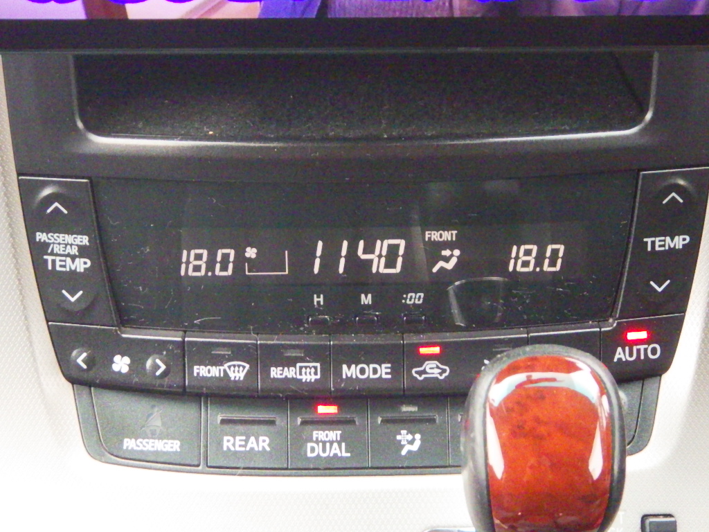 トヨタ アルファードの画像6