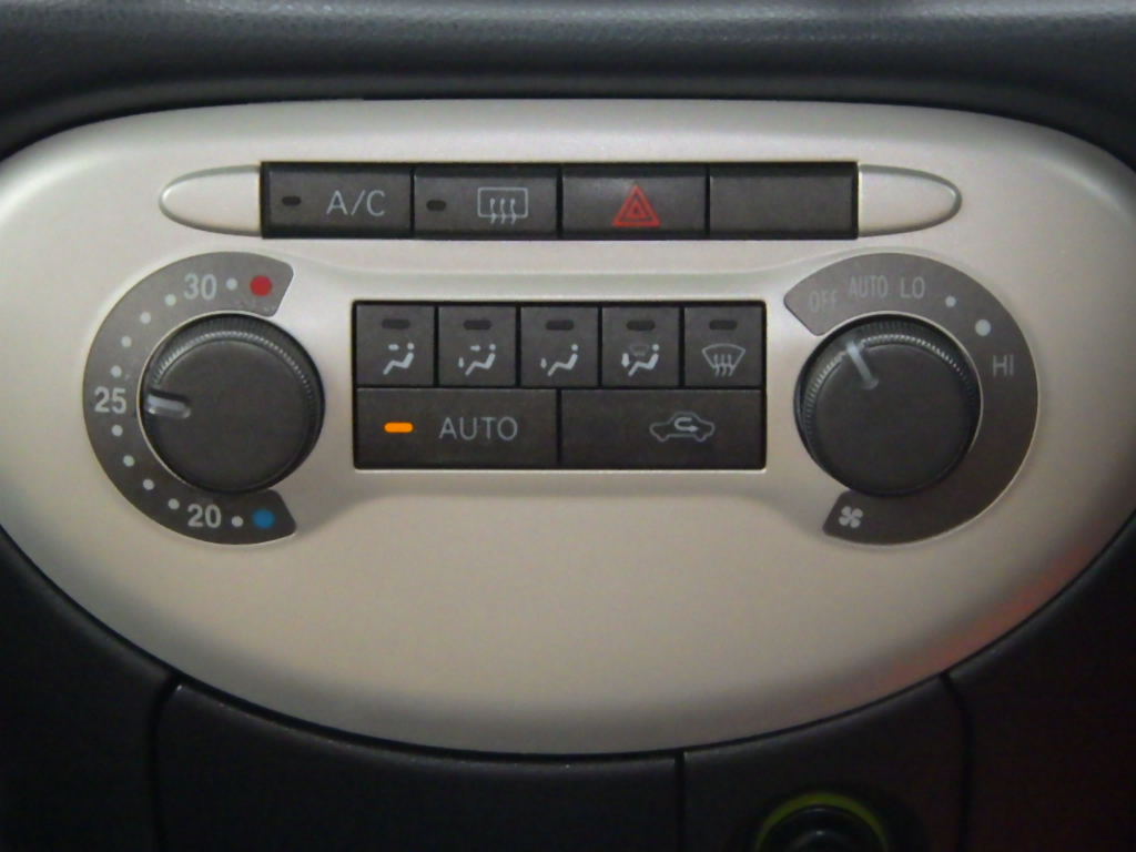 ダイハツ&nbsp;ミラジーノの画像6