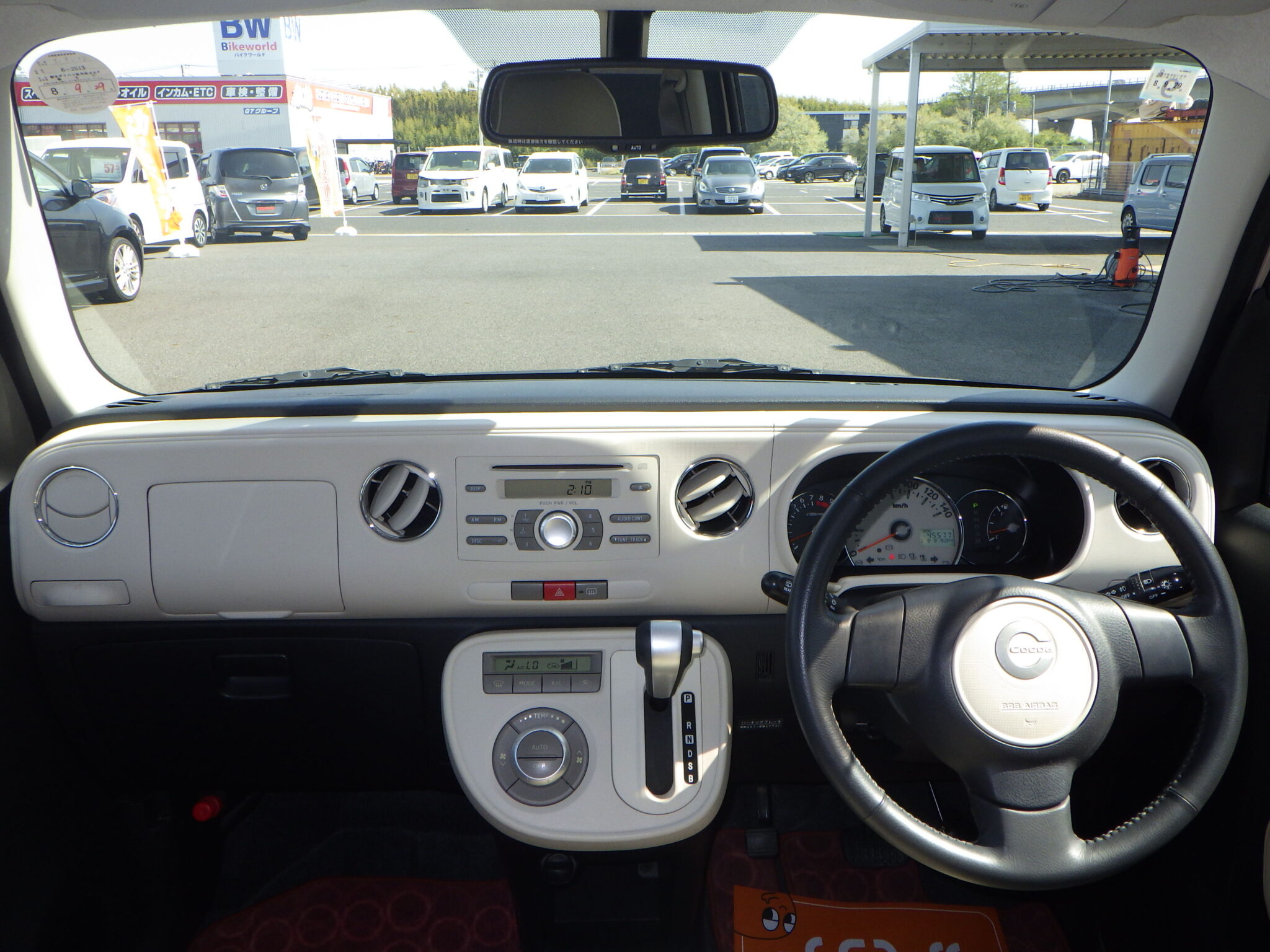 ダイハツ ミラココアの画像12