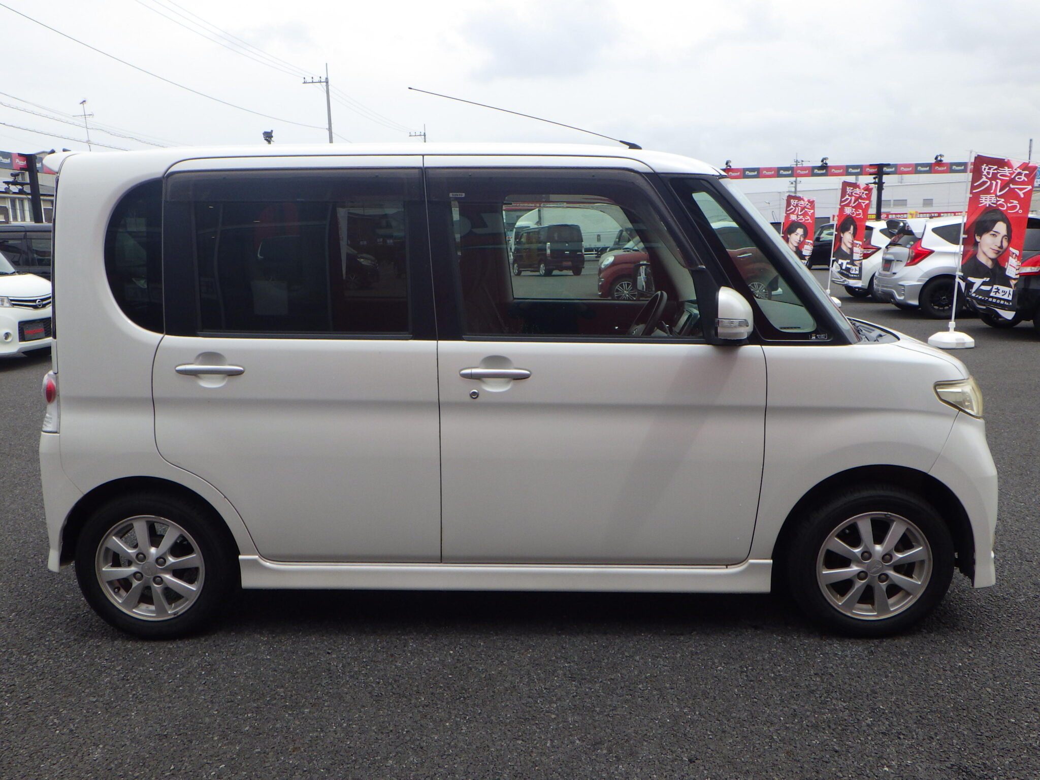 ダイハツ タントカスタムの画像4