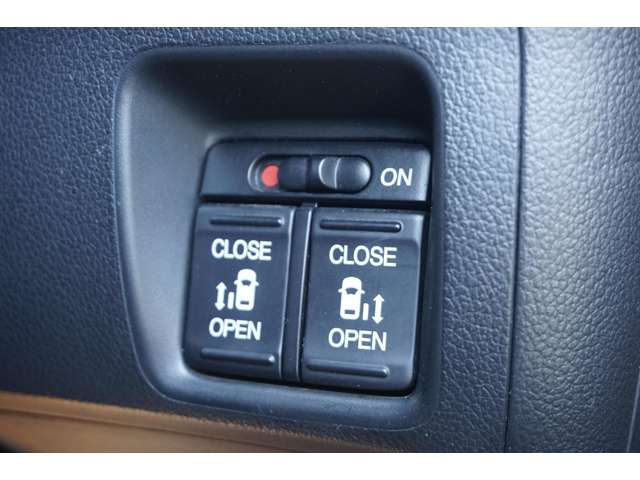 ホンダ N-BOXカスタムの画像15