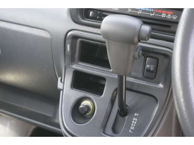 ダイハツ&nbsp;ハイゼットカーゴの画像11